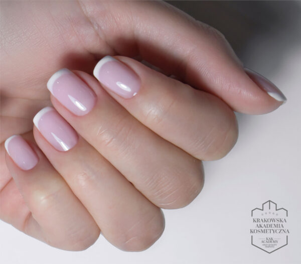 French manicure 1 scaled